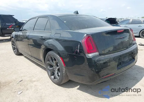 2022 Chrysler 300 S from USA, damaged, VIN 2C3CCABG9NH107592